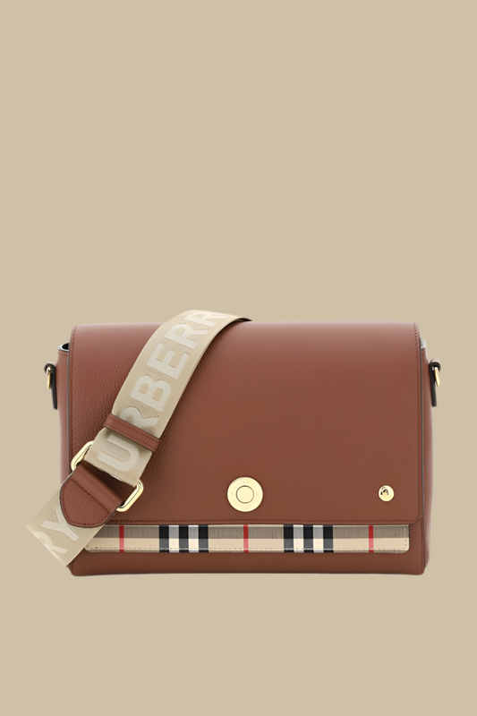 Burberry
Note leather crossbody bag
Very good condition
Brown, Leather  (Sold out)