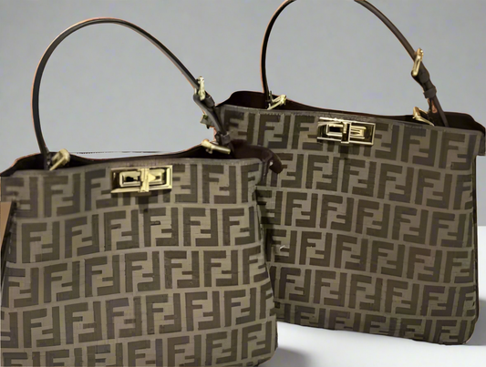 Fendi
Peekaboo IseeU handbag
Never worn
Beige velvet