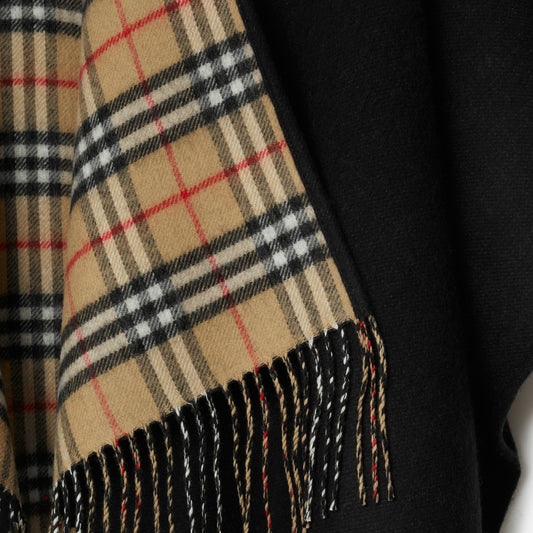 New Season
Burberry
check wool reversible cape
