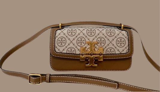 Small Eleanor T Monogram East/West Convertible Shoulder Bag
Tory Burch , coler beige